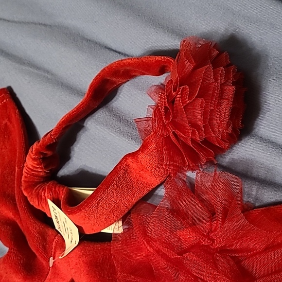 First Impressions red velour girls outfit with footie/headband NWT 0-3 months - Picture 5 of 9